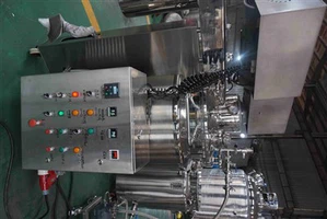 Zbiornik mieszający Jangli wyposażony w precyzyjny, wydajny system próżniowy