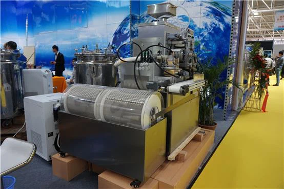 Chiny Maszyna do produkcji kapsułek z miękkiej żelatyny w płynie